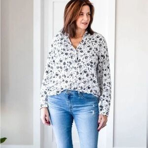 LAST CHANCE | Grayson white & black floral button up shirt